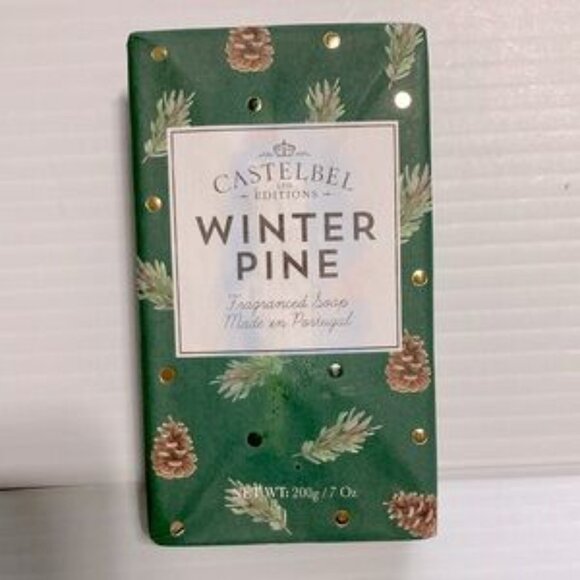 CASTELBEL Limited Edition Winter Pine Fragrance Bath Bar and Washcloth Gift Set - Picture 8 of 16